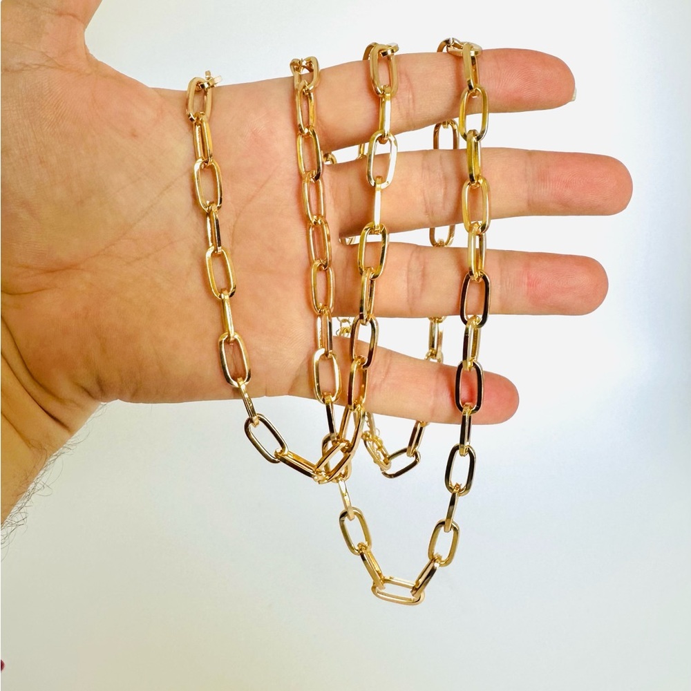 Paperclip Chain Necklace - Picture 4 of 11